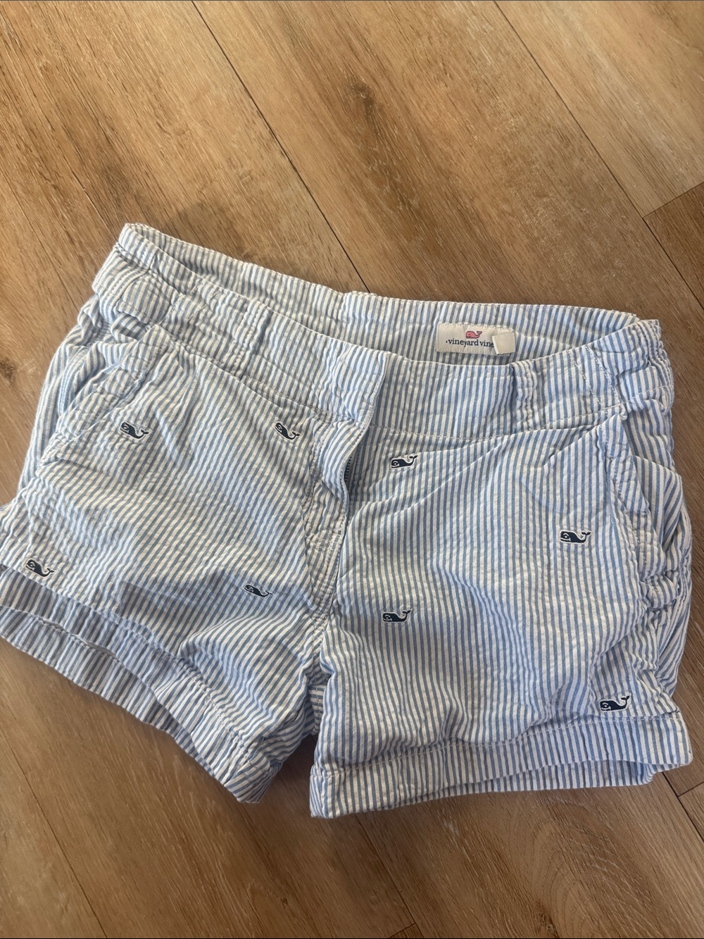 Vineyard vines shorts
